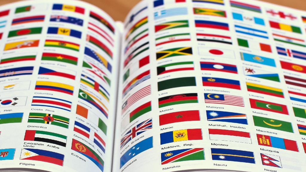 Encyclopedia pages showing world flags